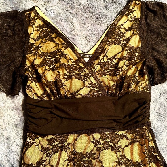 Black Lace Formal Evening Gown with Short Sleeves - Picture 3 of 11